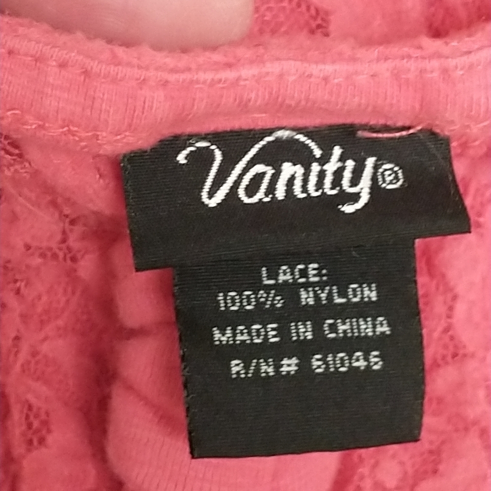 Vanity Sleevless Top - Picture 2 of 7
